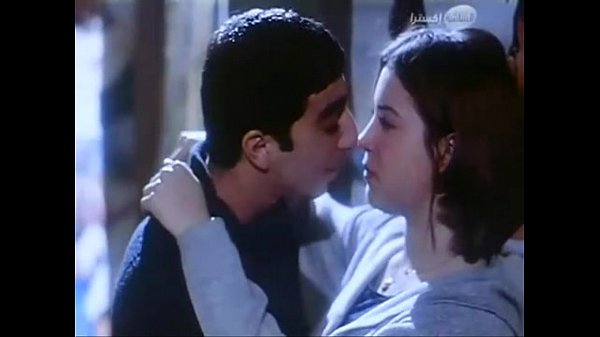 ساخن الفنانه منى شلبي من فيلم الساحر المصري